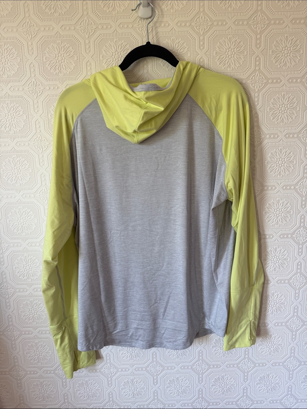 Brooks Running Dash Hoodie Gray with Green Sleeves Size Large - Picture 8 of 8